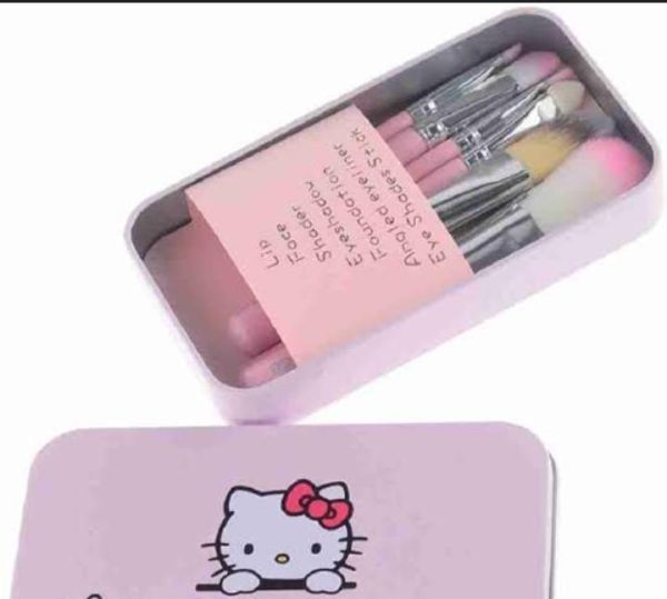 07 Pcs Kitty Style Pink Makeup Brush Set | Complete Kit for Beginners & Professionals 💖🖌️